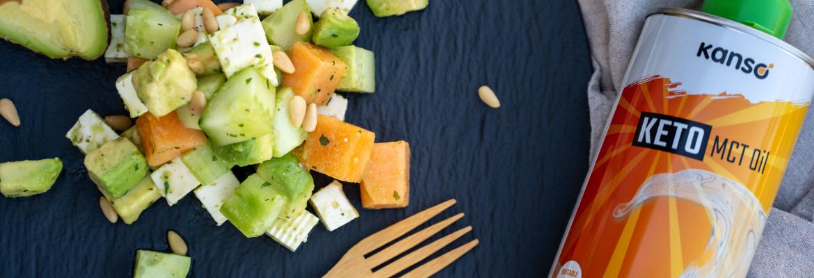 Sommerlicher Melonen-Feta-Salat mit Avocado